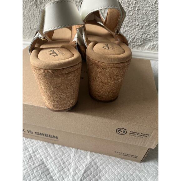 Clarks Women White Giselle Beach Wedge Sandal, Size 11 - Picture 7 of 11